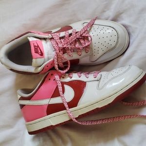 2007 Nike Valentine Dunks